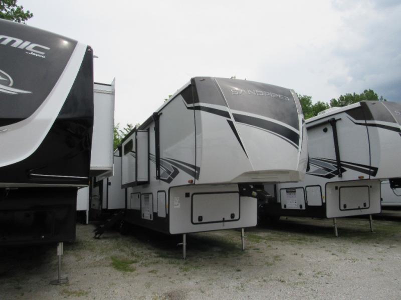 Forest River RV Sandpiper 3800RK